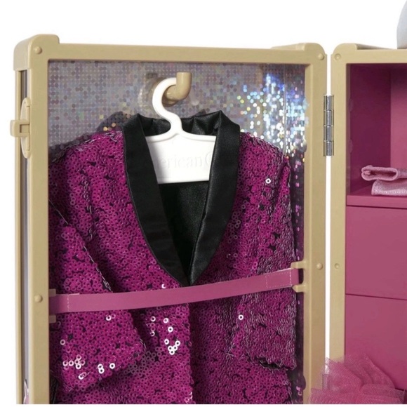 American Girl Kavi's Sharma Backstage Theater Trunk- Girl of the Year 2023 NEW - Picture 3 of 16
